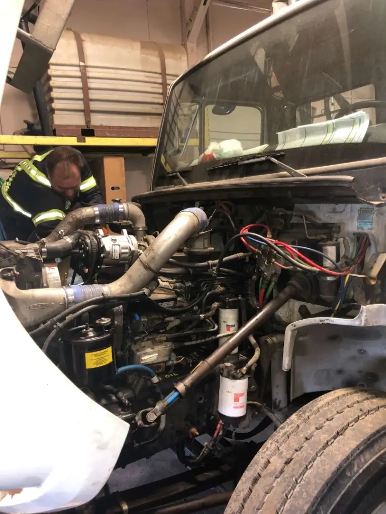 heavy-duty-repair-shop-edmonton (1)